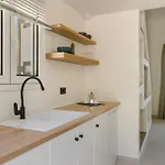 Rodi 3* Karavádhos