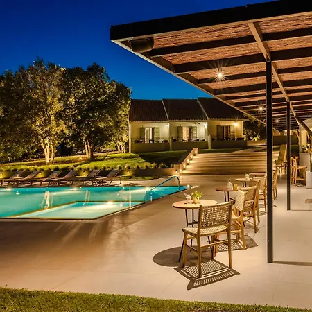 Rodi アパートホテル