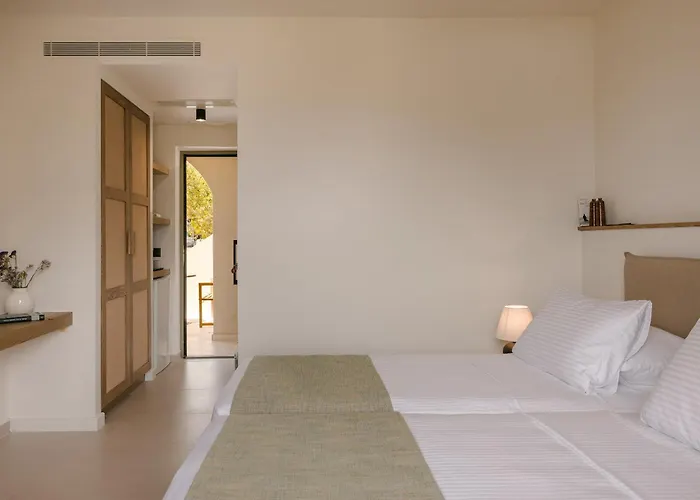 מלון דירות Rodi Karavádhos